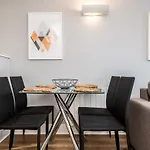 Host & Stay - Standish Street Living